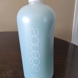 Aquage equalizing detangler